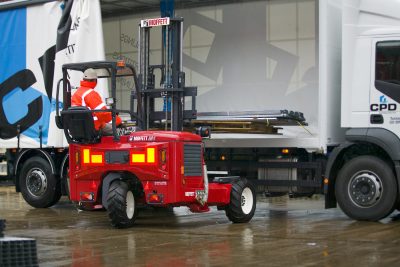 Through flexible Moffett truck-mounted forklifts, the Shamrock Handling Concepts team offers customers creative solutions to logistics challenges, by ensuring deliveries arrive safely on time, in perfect condition and at the most economic price.